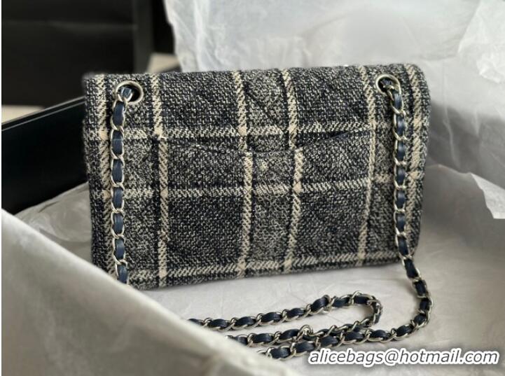 Free Shipping Design Chanel CLASSIC HANDBAG A01112-4