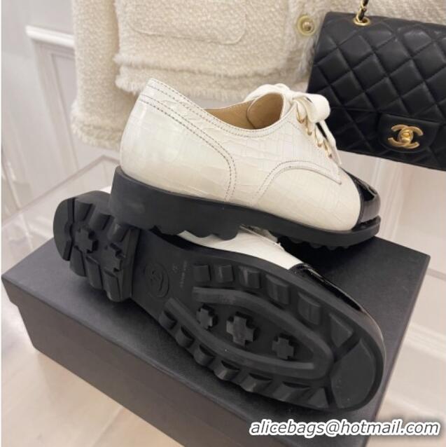 Best Grade Chanel Stone Embossed Leather Lace-ups White 101282