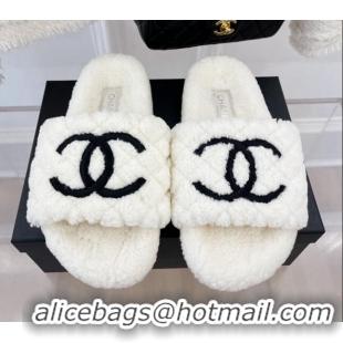 Luxurious Chanel Quilted Shearling Flat Slide Sandals White 101287