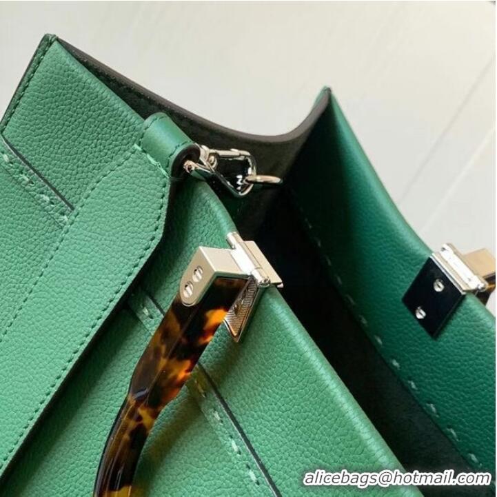 Well Crafted Fendi Sunshine Medium leather shopper 8BH386A green