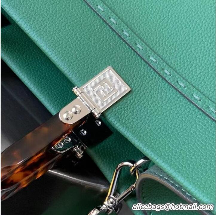 Well Crafted Fendi Sunshine Medium leather shopper 8BH386A green