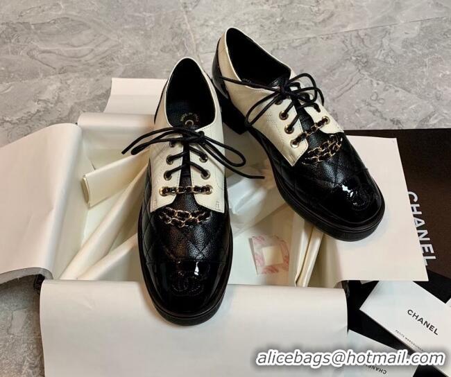 Popular Style Chanel Calfskin Lace-ups Flat with Chain White 1012106