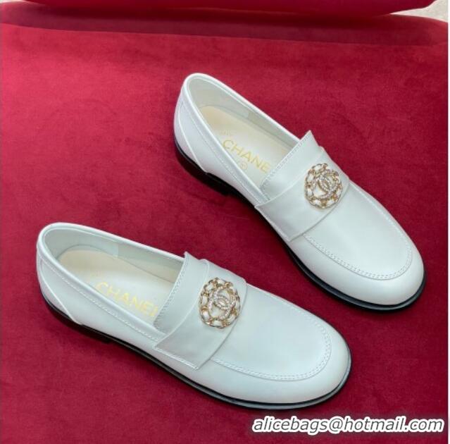 Best Product Chanel Shiny Calfskin and Suede Loafers G39606 White