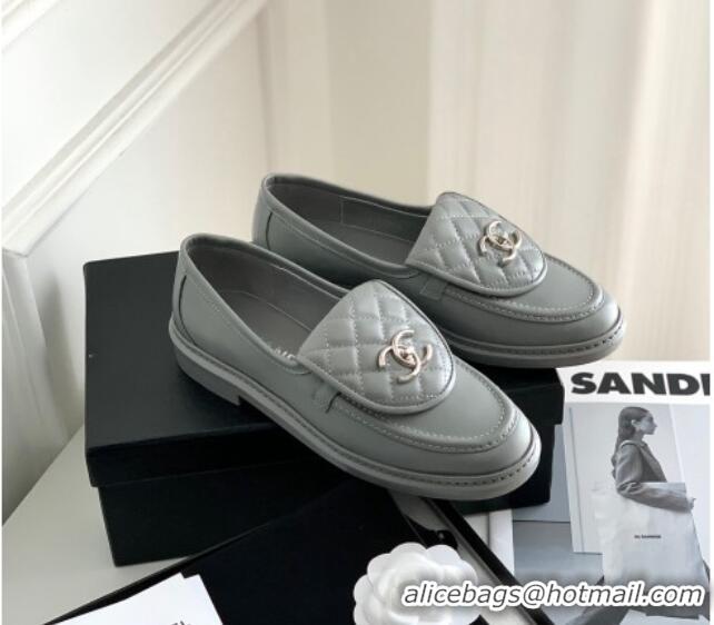 Sumptuous Chanel Lambskin Loafers with CC Foldover Gray 012130