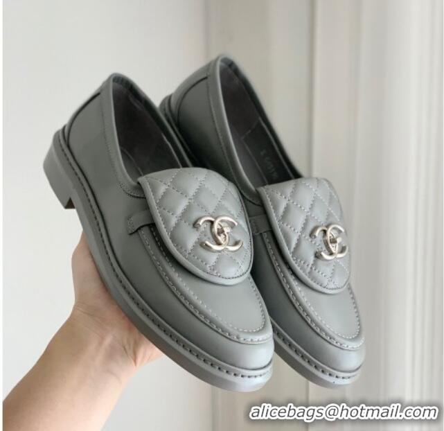 Sumptuous Chanel Lambskin Loafers with CC Foldover Gray 012130