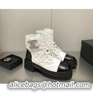 Sumptuous Chanel Lambskin Lace-ups Ankle Boots with Crystal CC G36424 White