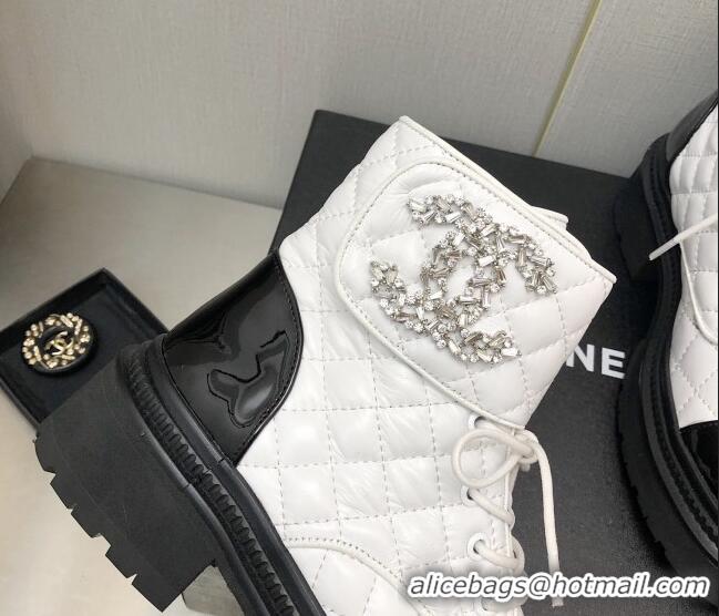 Sumptuous Chanel Lambskin Lace-ups Ankle Boots with Crystal CC G36424 White