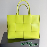 Wholesale Bottega Veneta ARCO TOTE Large intrecciato grained leather tote bag 652868 yellow