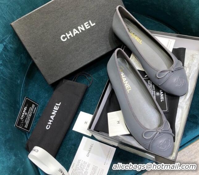 Stylish Chanel Grained Leather Classic Ballerinas Gray 101342