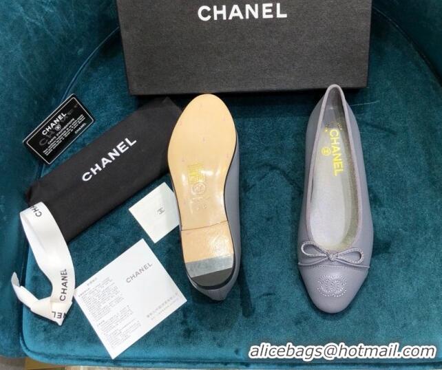 Stylish Chanel Grained Leather Classic Ballerinas Gray 101342