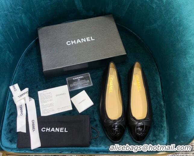 Sophisticated Chanel Lambskin and Patent Leather Classic Ballerinas Black 101351