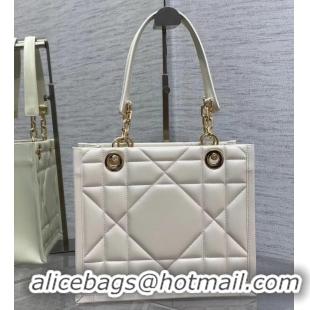 Top Quality SMALL DIOR ESSENTIAL TOTE BAG Hazelnut Archicannage Calfskin M87211 WHITE