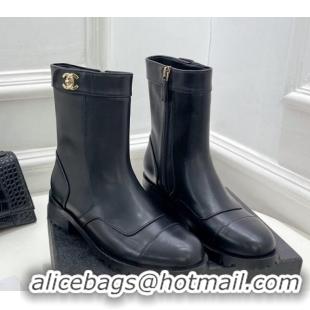 Sumptuous Chanel Calfskin Leather Ankle Boots with CC Buckle G39172 Black