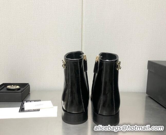 Purchase Chanel Patent Leather Ankle Boots with Chain CC Black 110383