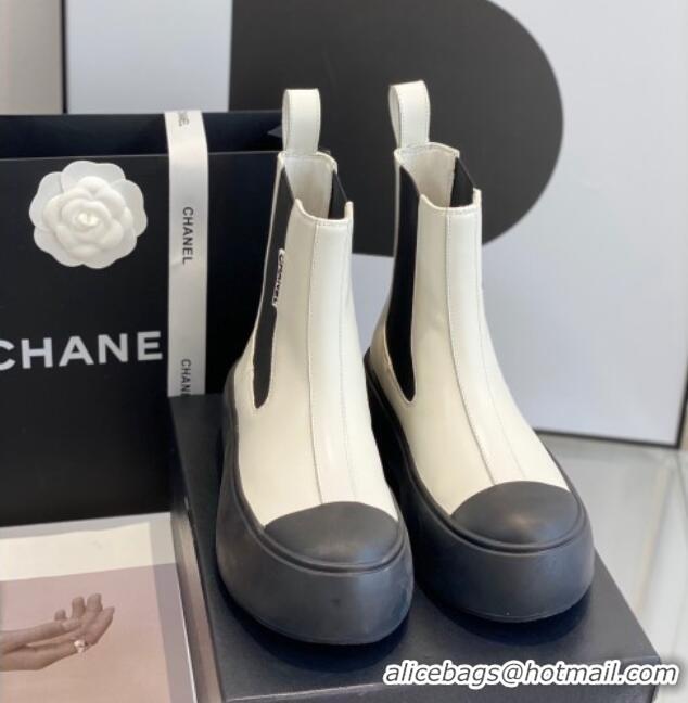 Top Grade Chanel Calfskin Platform Ankle Boots Black/White 110387