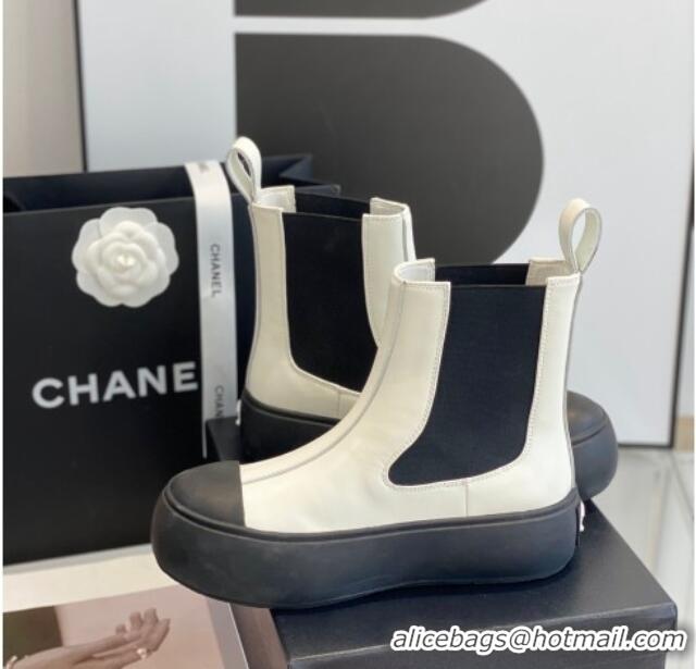 Top Grade Chanel Calfskin Platform Ankle Boots Black/White 110387