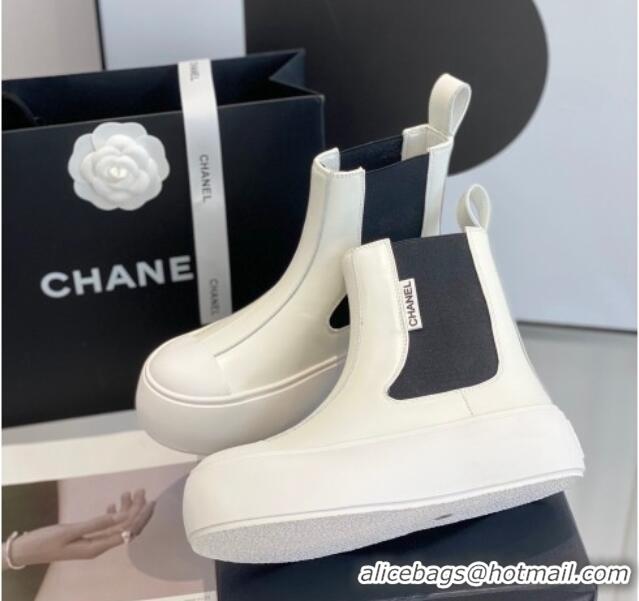 Stylish Chanel Calfskin Platform Ankle Boots White 110388