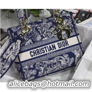 Promotional Dior MEDIUM LADY D-LITE BAG Blue Toile de Jouy Reverse Embroidery M0565