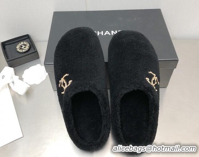 Sumptuous Chanel Shearling Flat Mules Black 110410