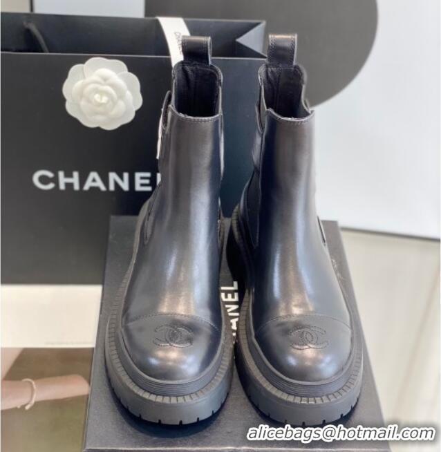 Charming Chanel Calf Leather Ankle Boots with CHANEL Band Black 112810