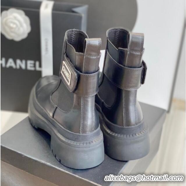 Charming Chanel Calf Leather Ankle Boots with CHANEL Band Black 112810