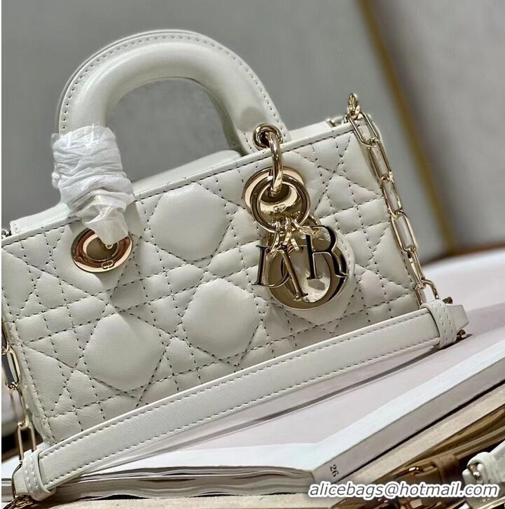 Top Quality MINI DIOR LADY D-JOY BAG Cannage Lambskin M0540ONG white