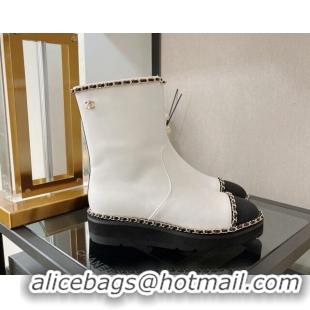 Luxury Chanel Lambskin Ankle Boots with Chain Trim White 112826