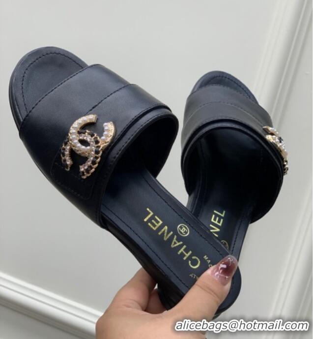 Discount Chanel Leather Flat Slide Sandals with CC Charm Black 112835