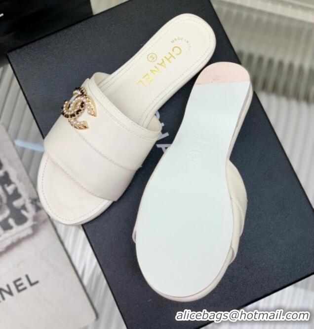 Classic Hot Chanel Leather Flat Slide Sandals with CC Charm White 112836