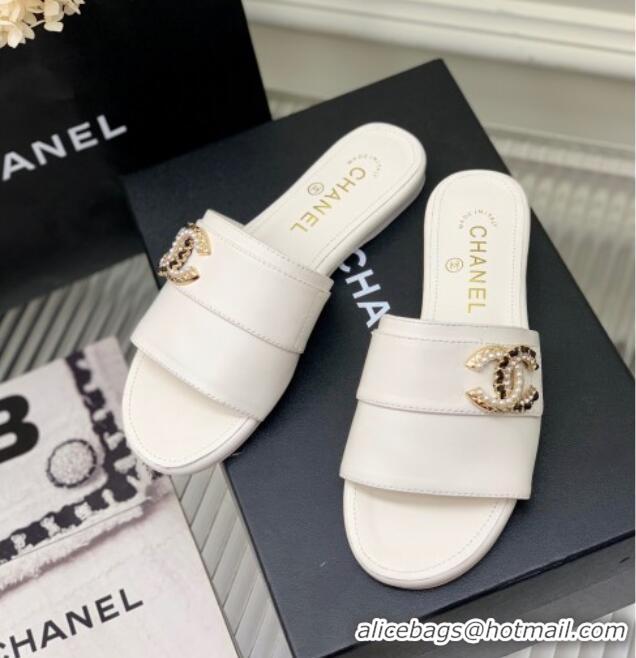 Classic Hot Chanel Leather Flat Slide Sandals with CC Charm White 112836