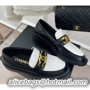 Low Price Chanel Shiny Calfskin Loafers with Metal CC White/Black 112842