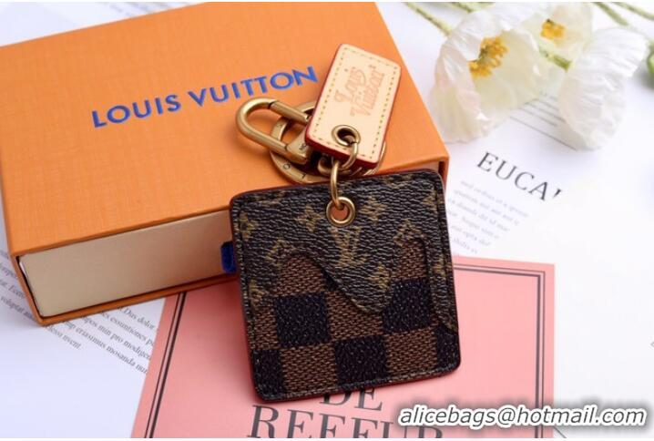 Shop Promotional Louis Vuitton Pendants 00970