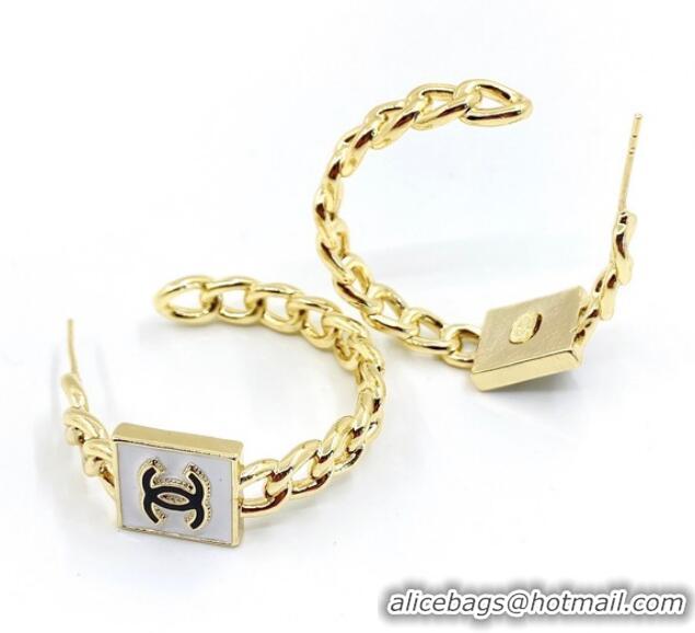 Sophisticated Design  Chanel Earrings CE8626 White