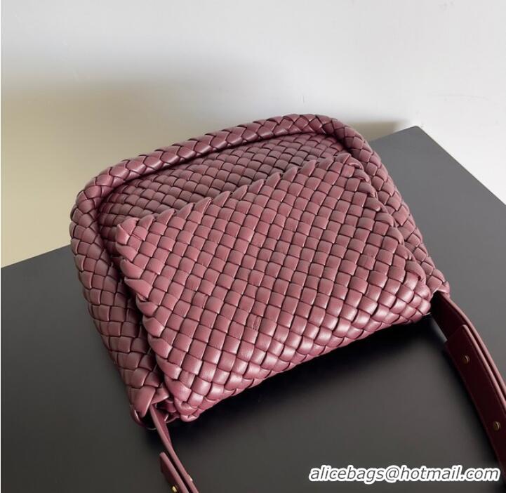 Top Grade Bottega Veneta Small padded intreccio leather shoulder bag 709418 Bordeaux