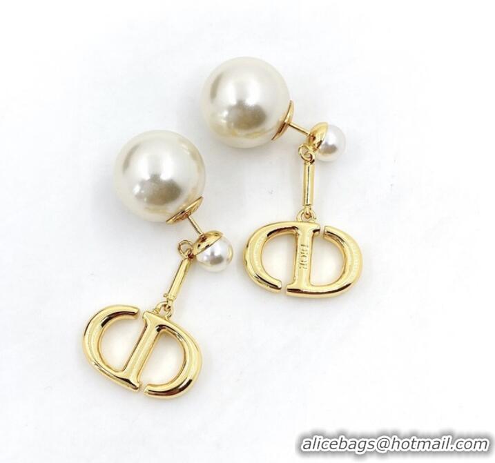 Market Sells Dior Earrings CE9622