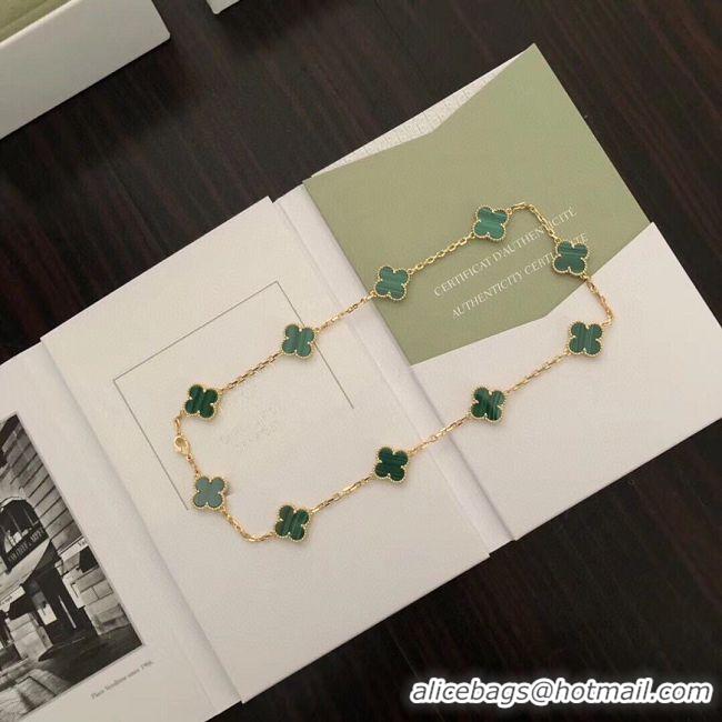 Sophisticated Van Cleef & Arpels Necklace VCA3235 Green