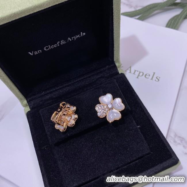 Discount Van Cleef & Arpels Earrings CE8389