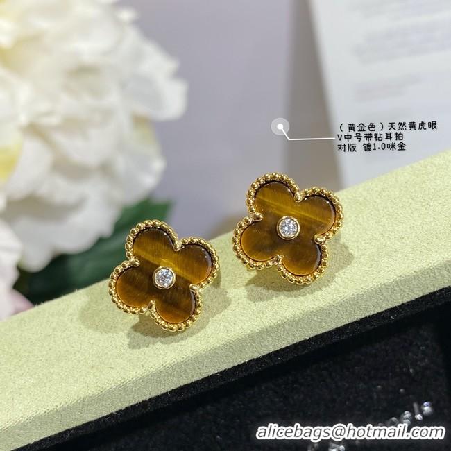 Good Product Van Cleef & Arpels Earrings CE8393