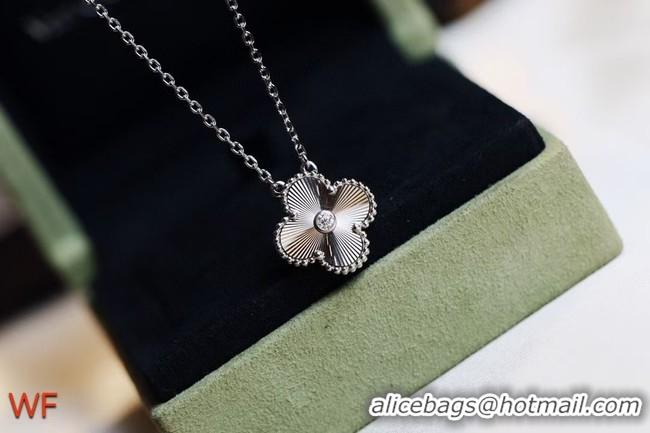 Pretty Style Van Cleef & Arpels Necklace CE8601