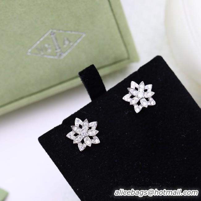 Generous Van Cleef & Arpels Earrings CE9085