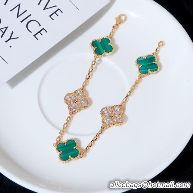 Stylish Van Cleef & Arpels Bracelet CE9145