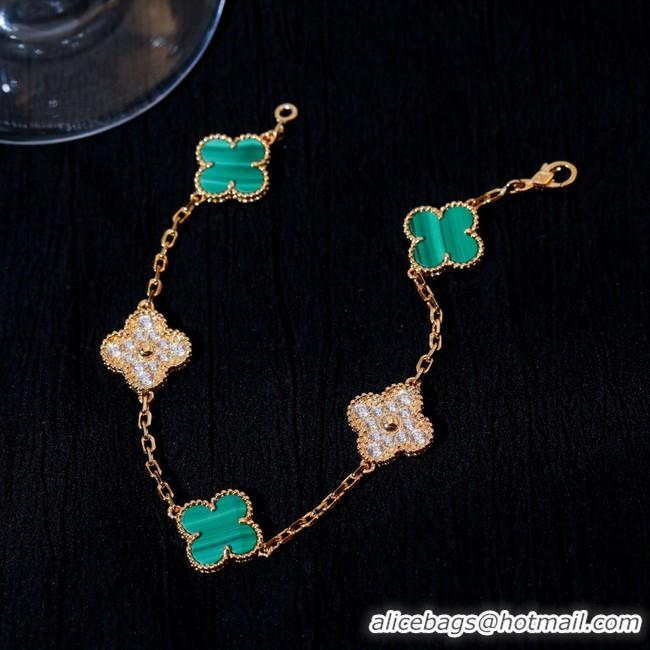 Stylish Van Cleef & Arpels Bracelet CE9145