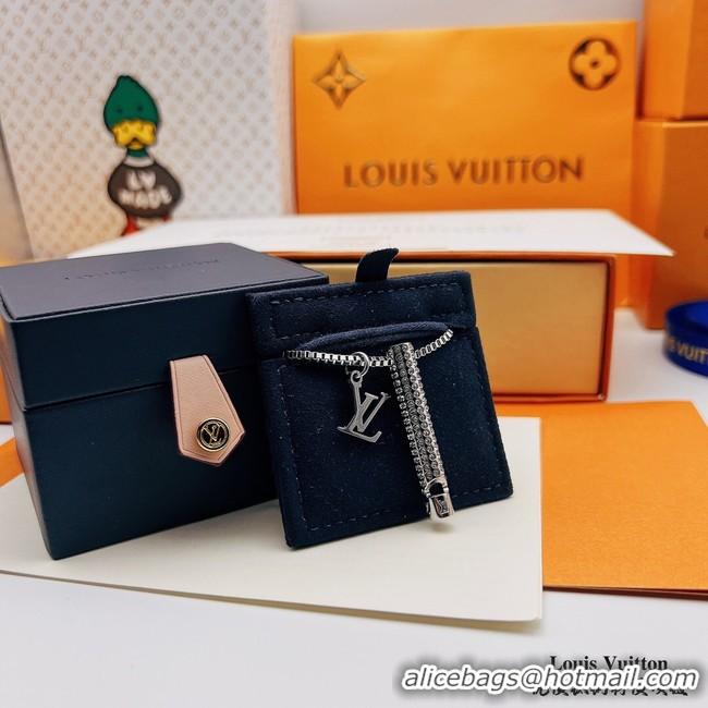 Stylish Louis Vuitton Necklace CE8651