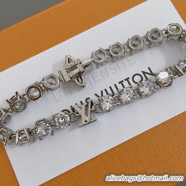 Sophisticated Louis Vuitton Bracelet CE9671