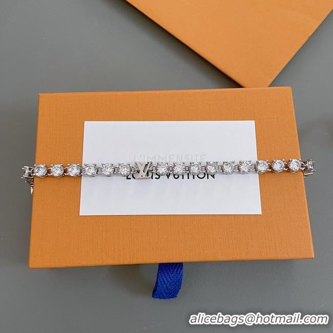 Sophisticated Louis Vuitton Bracelet CE9671