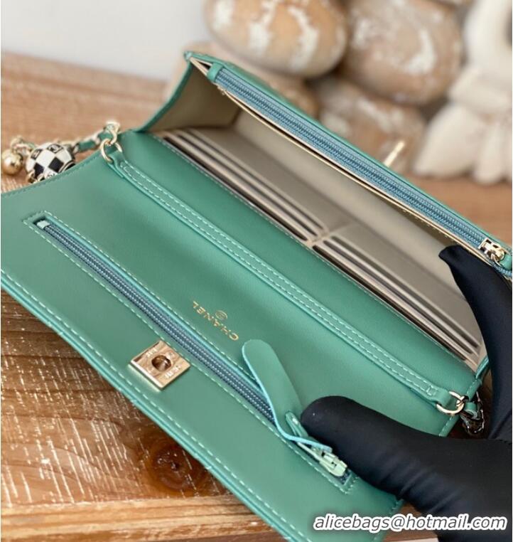 Famous Brand CHANEL WALLET ON CHAIN AP1450 GREEN