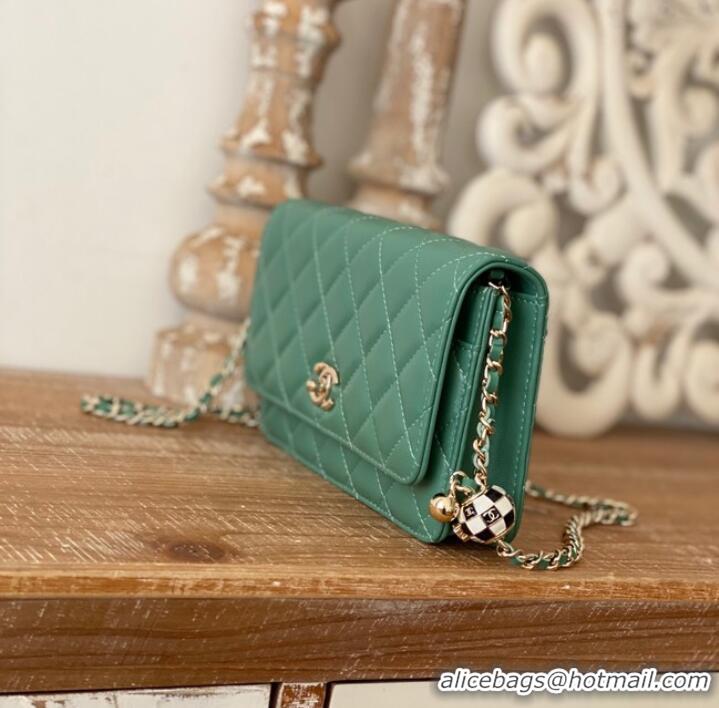 Famous Brand CHANEL WALLET ON CHAIN AP1450 GREEN