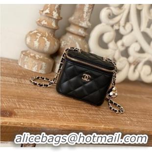 Traditional Specials CHANEL SMALL VANITY WITH CHAIN Lambskin & Gold-Tone Metal 81241 black