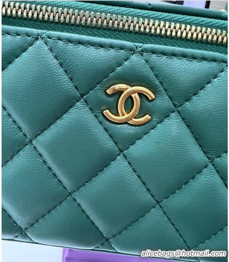 Top Design CHANEL VANITY WITH CHAIN 68106 green