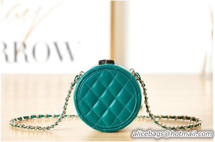 Good Product CHANEL CLUTCH WITH CHAIN AP3074 Green & White